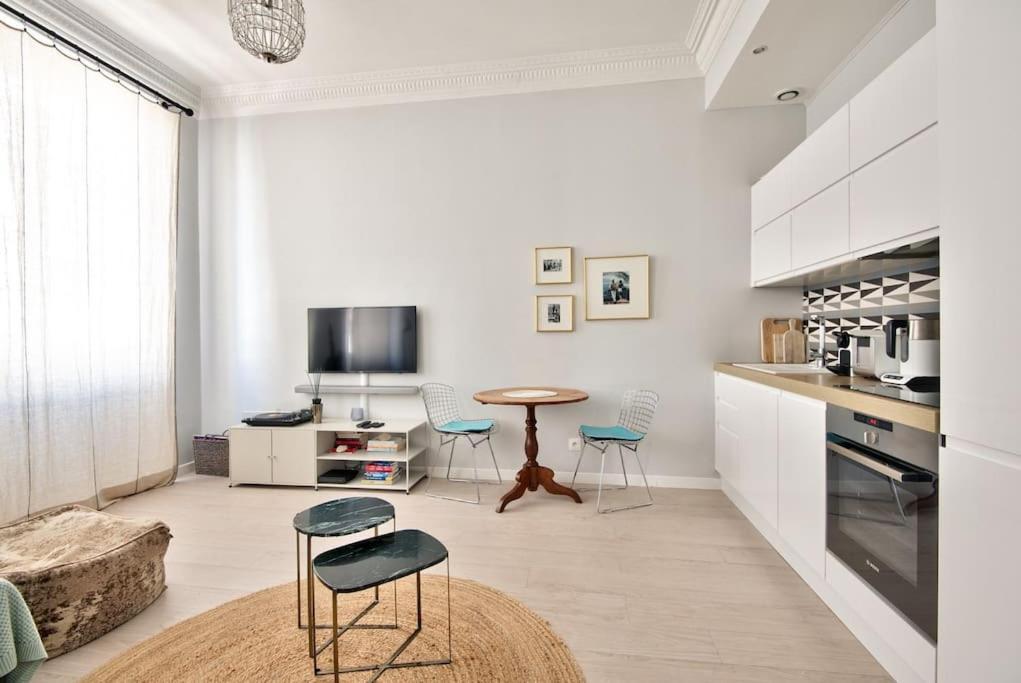 Very Nice 2P With All Comfort, City Center Ac/Wifi Exterior foto